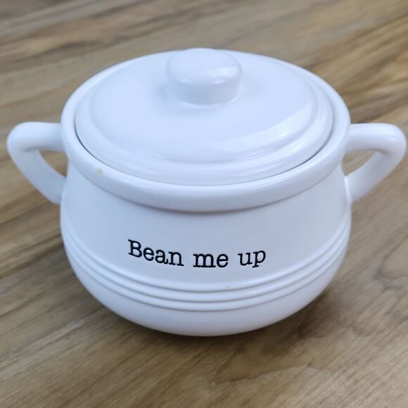 🔹️Mud Pie White Ceramic "Bean Me Up" Bean Pot w/Lid - Picture 2 of 11